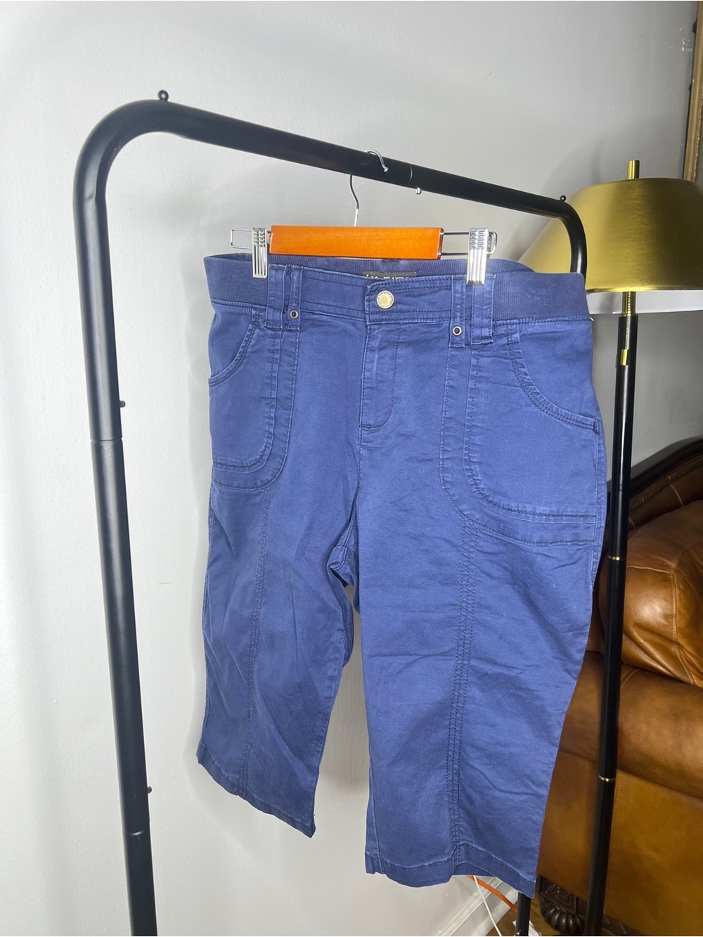 Lee Relaxed Fit Mid Rise Pants in Navy Blue